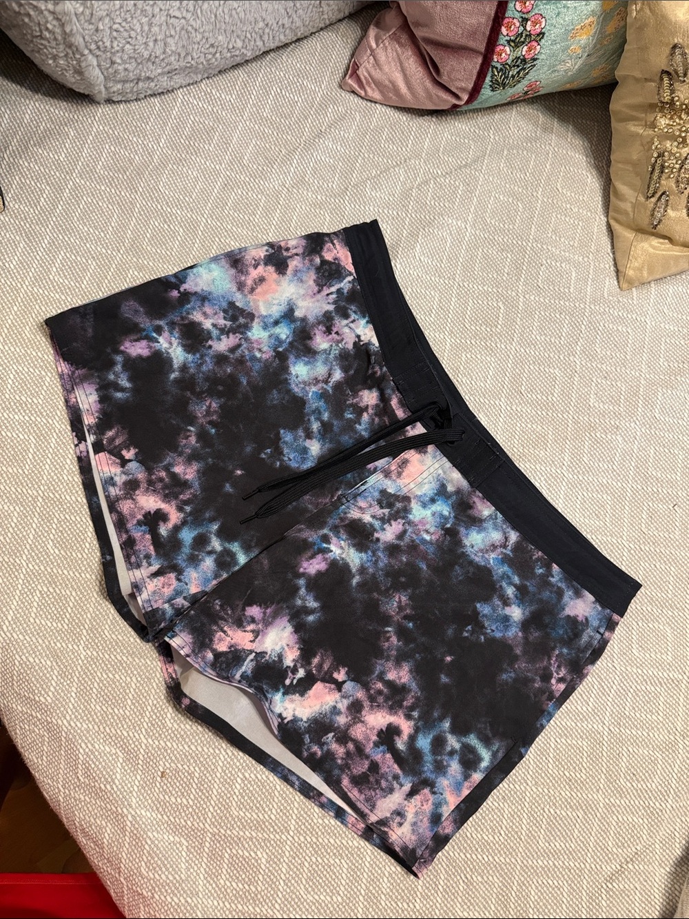 Women’s Tie-Dye Swim Athletic Surf Shorts - Black/Pink/Blue